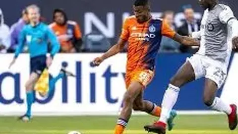 郑爽父亲旗下企业涉嫌欠税，母亲发文感叹世态炎凉