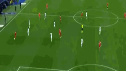 大乐透期号专家推荐：乌克超胜局分析及前区十码预测